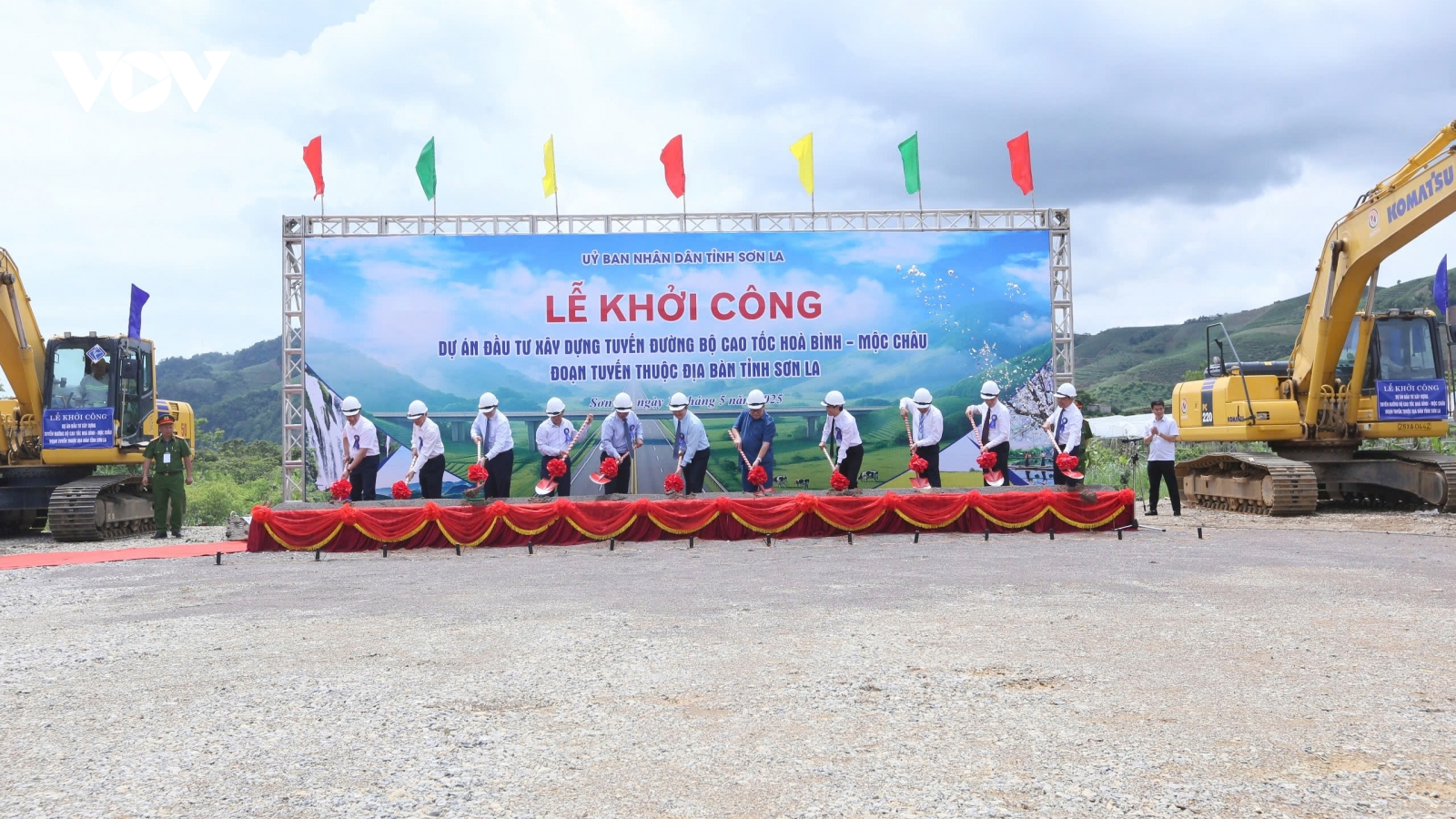 Chính thức khởi công cao tốc nối Hòa Bình với Mộc Châu (Sơn La)
