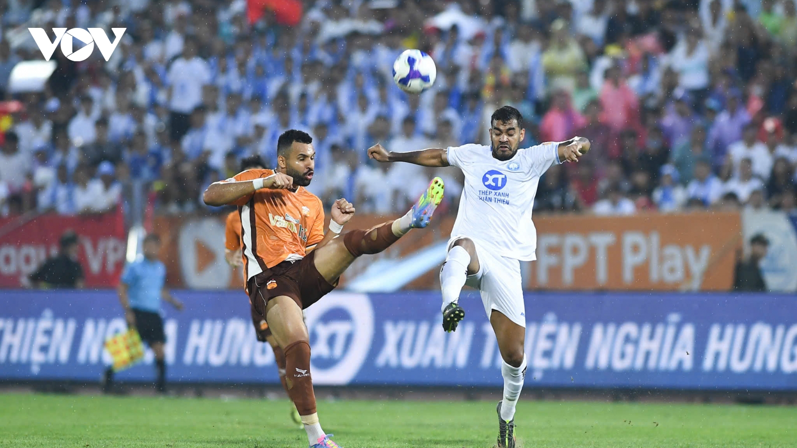 Nam Định có thể vô địch V-League sớm bao nhiêu vòng?
