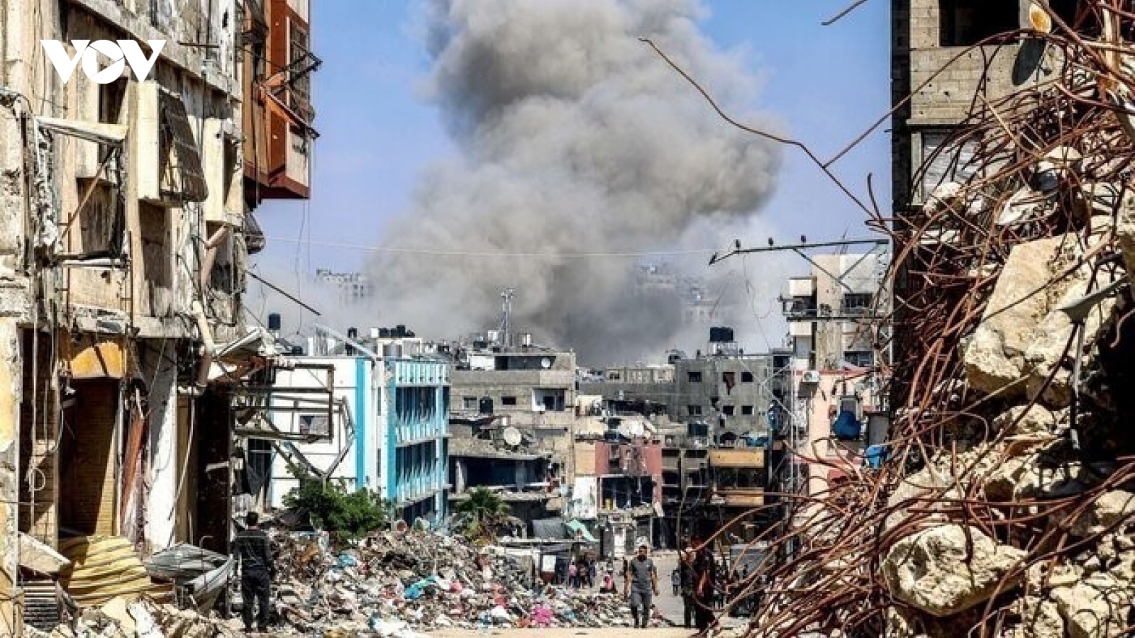 Israel đẩy mạnh tấn công vào Gaza, hơn 100 người thiệt mạng