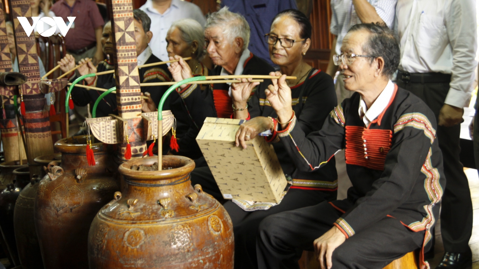 Người cao tuổi Đắk Lắk phát huy vai trò “Tuổi cao - Gương sáng”