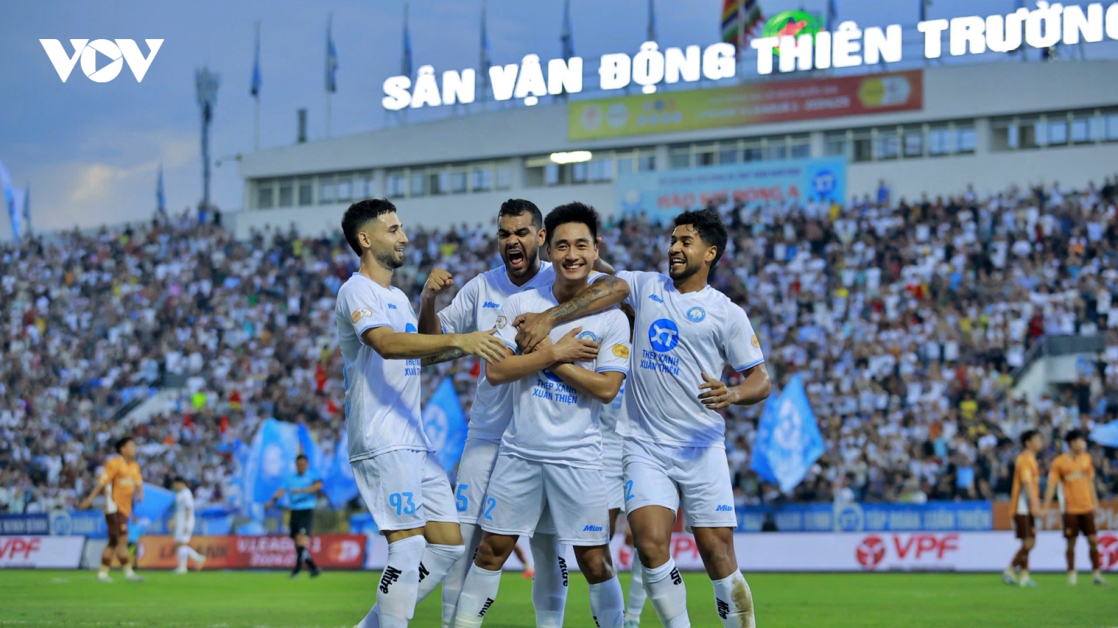 Nam Định và Hà Nội FC thiệt quân ở vòng 24 V-League 2024/2025