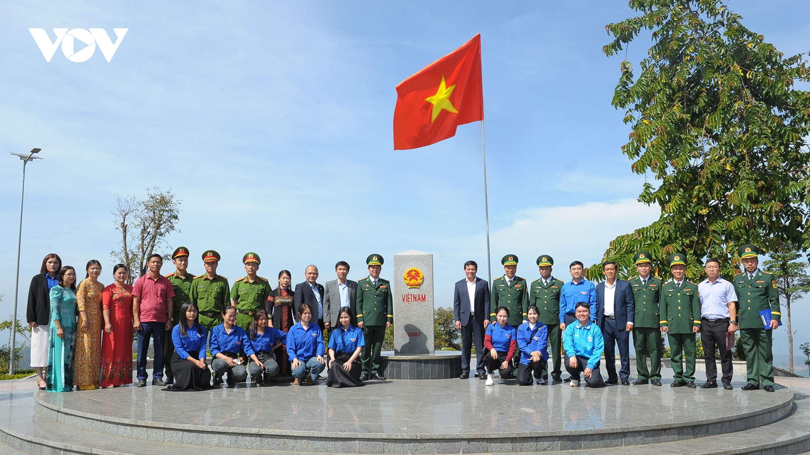 Lan toả mạnh mẽ việc học và làm theo gương Bác Hồ ở Kon Tum