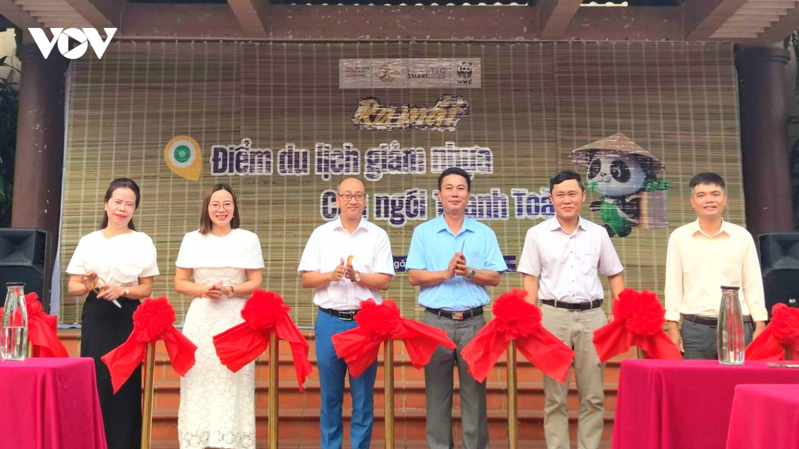 Ra mắt “Điểm du lịch giảm nhựa” tại Cầu ngói Thanh Toàn