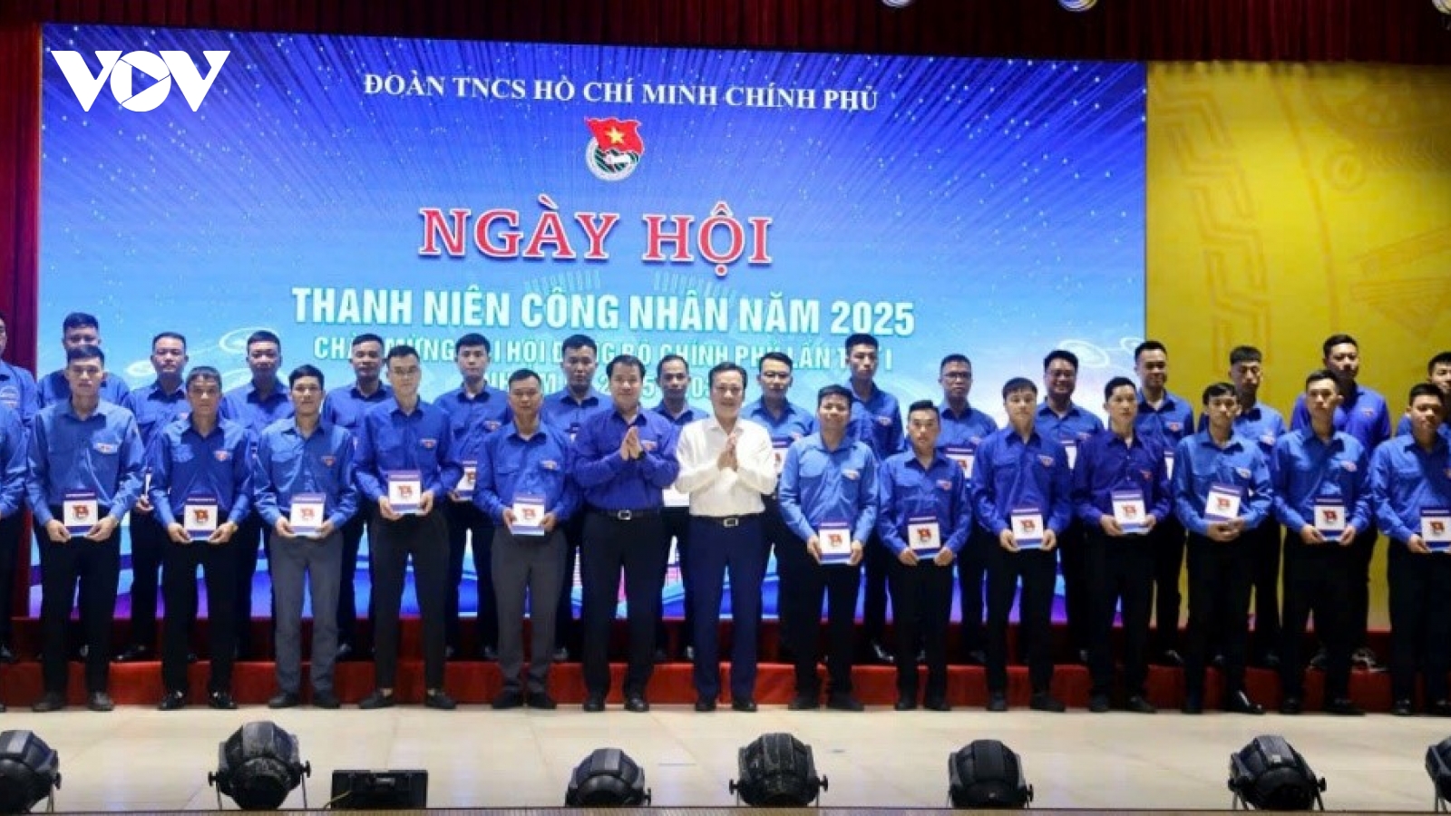 Phát huy sức mạnh công nhân trẻ trong kỷ nguyên mới