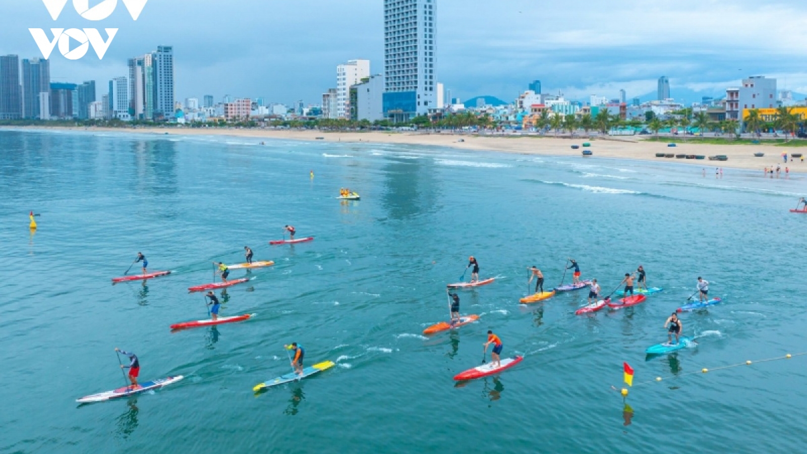 Đà Nẵng tổ chức hoạt động vui chơi, giải trí dưới nước ven bờ biển và trên Sông Hàn