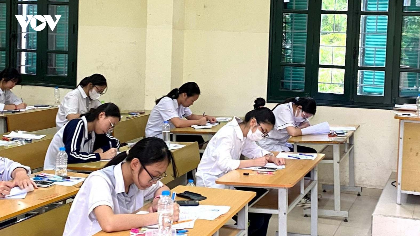 Bỏ cấp bằng tốt nghiệp THCS không ảnh hưởng cơ hội học tập của học sinh