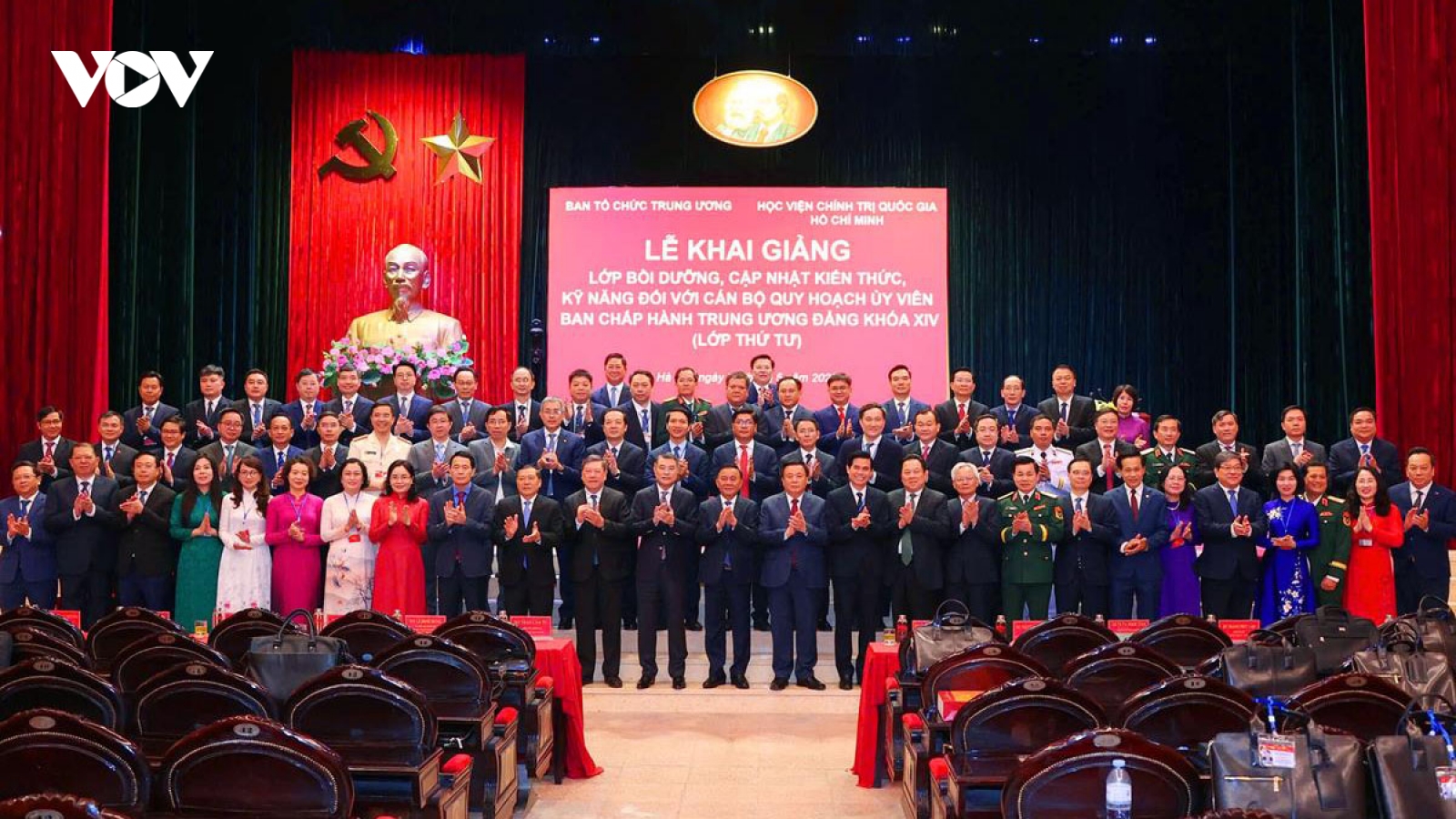 Khai giảng Lớp bồi dưỡng cán bộ quy hoạch Ủy viên Trung ương khóa XIV