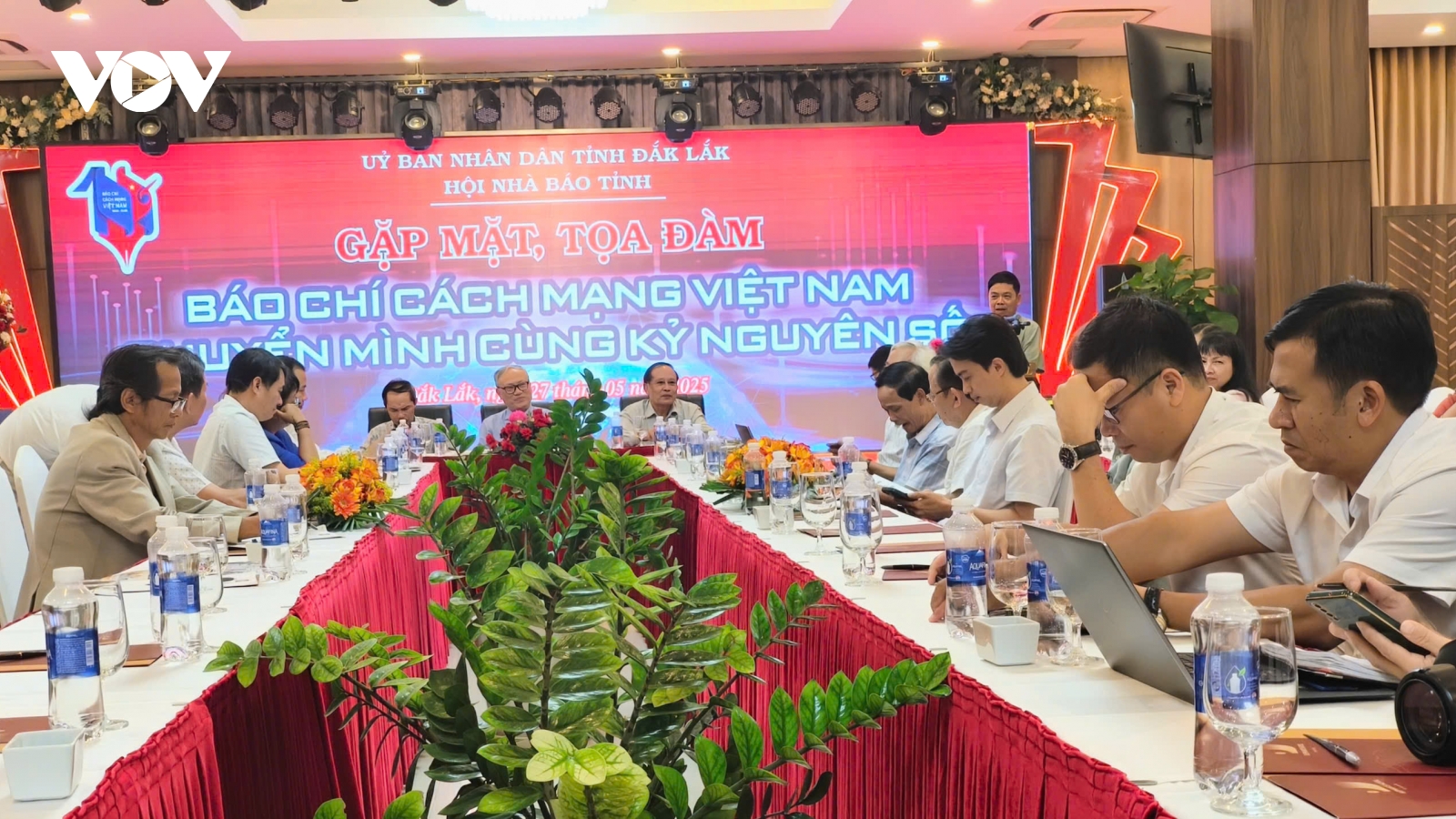 Người làm báo chuyển mình trong kỷ nguyên số