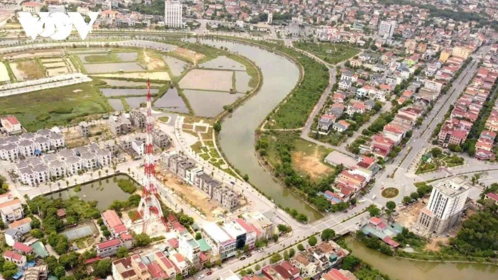 Sửa đổi Hiến pháp: Tránh tình trạng phân cấp, phân quyền vẫn phải hỏi Trung ương