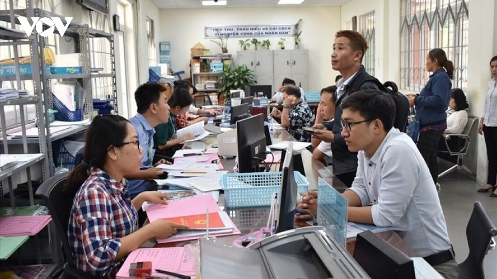 Cán bộ xã không thuộc diện sáp nhập vẫn được áp dụng chế độ theo Nghị định 178