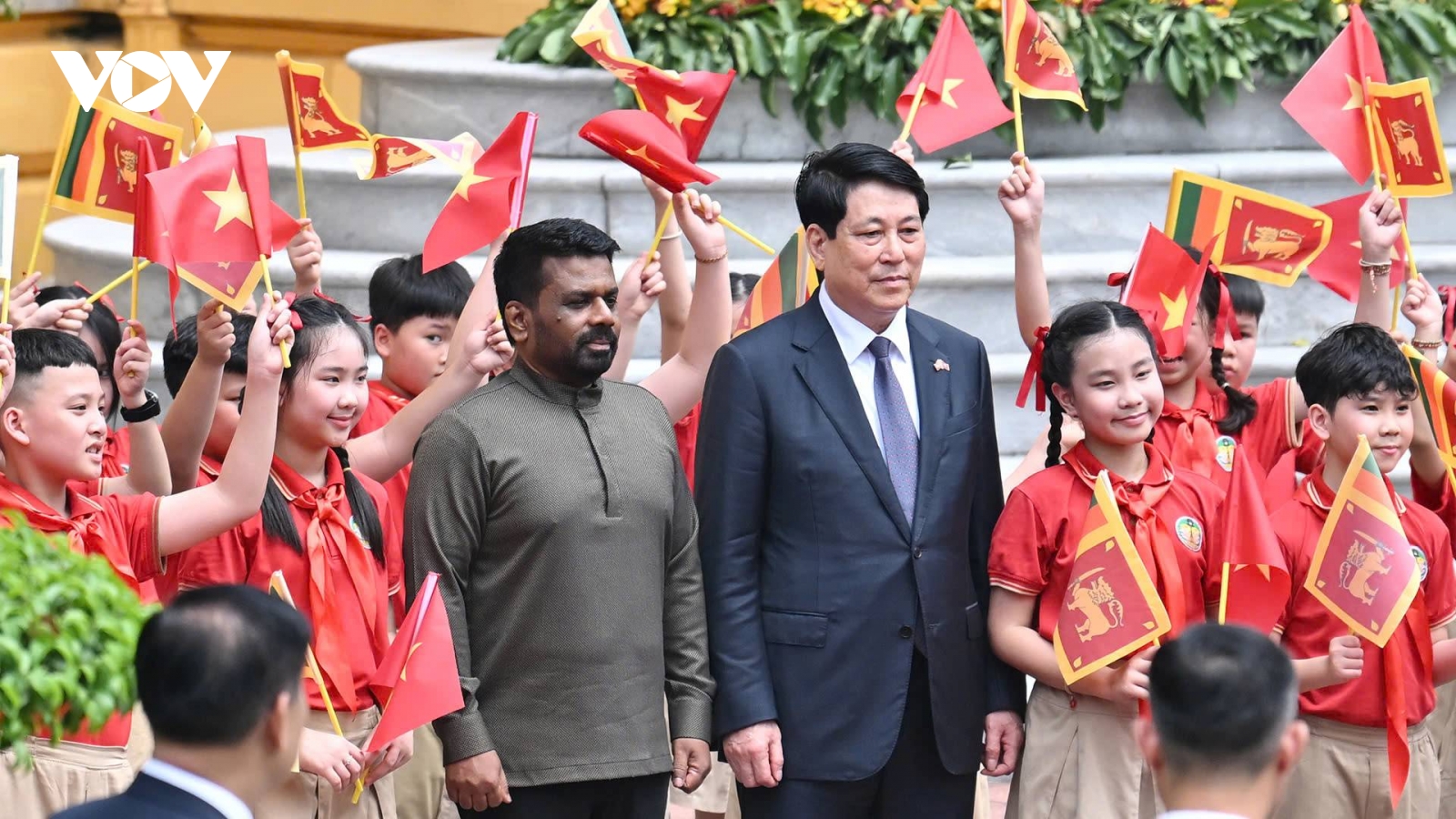 Chủ tịch nước Lương Cường chủ trì lễ đón Tổng thống Sri Lanka