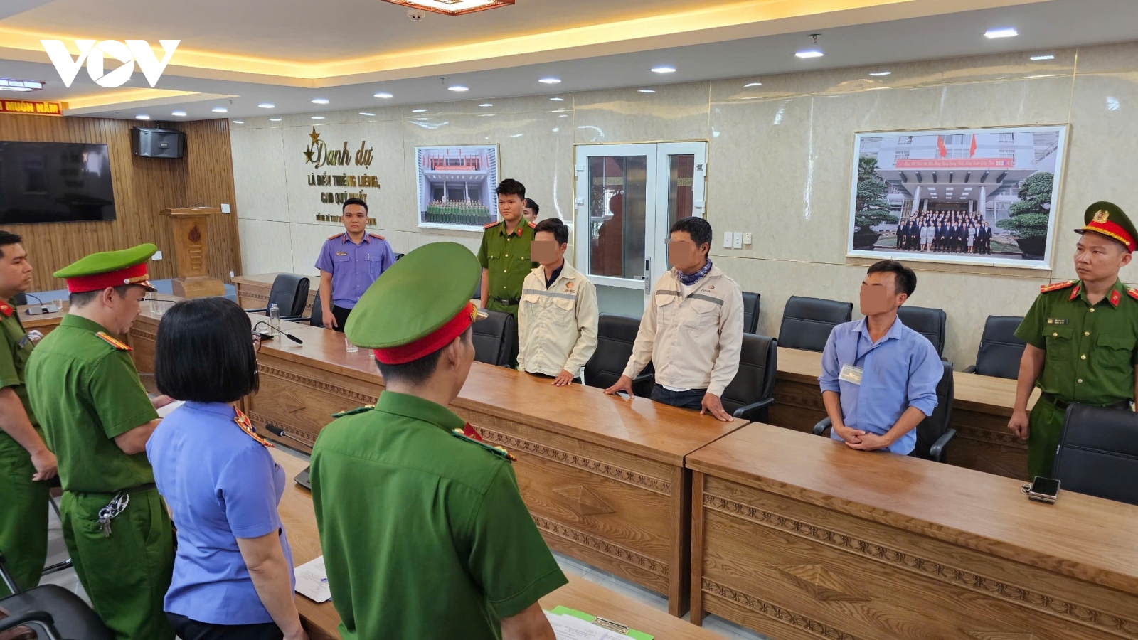 Khởi tố vụ chôn lấp trái phép hơn 162 tấn chất thải