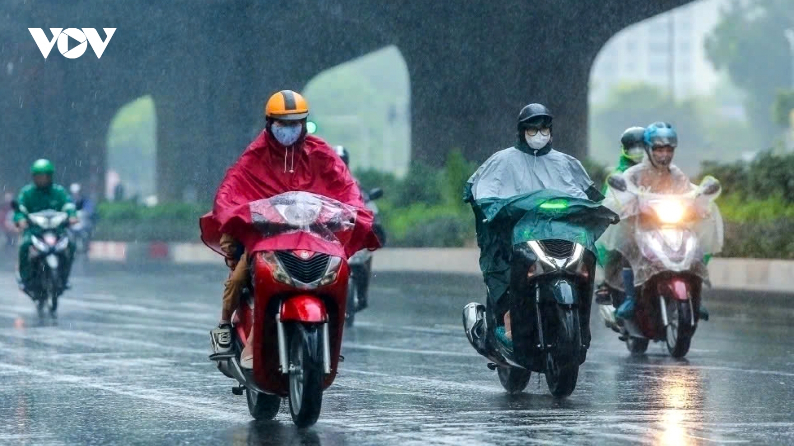 Cold air to hit regions this weekend, bring relief from early summer heat