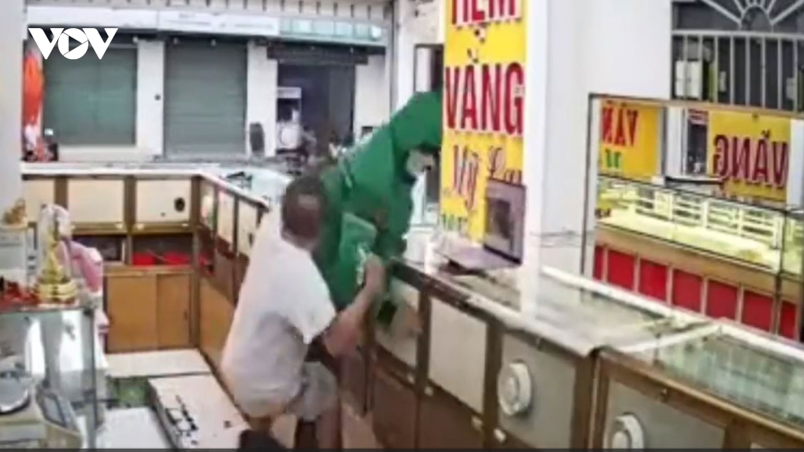 Sự thật video cướp tiệm vàng ở Bình Dương gây xôn xao mạng xã hội