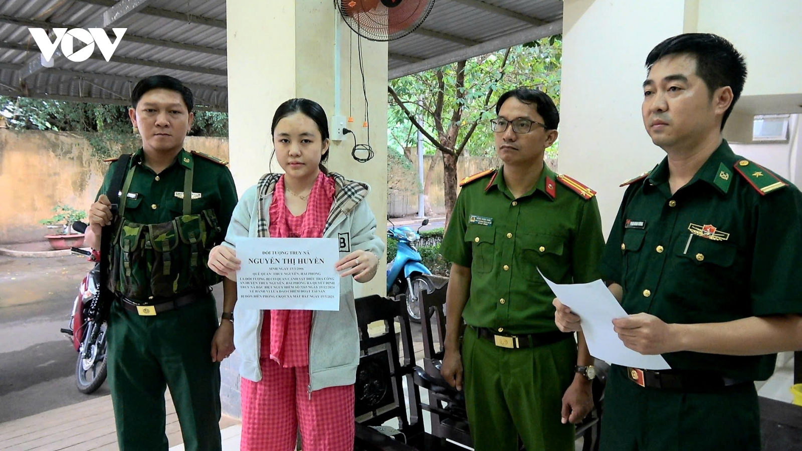 Bắt nữ đối tượng truy nã “đặc biệt nguy hiểm” khi nhập cảnh vào Việt Nam