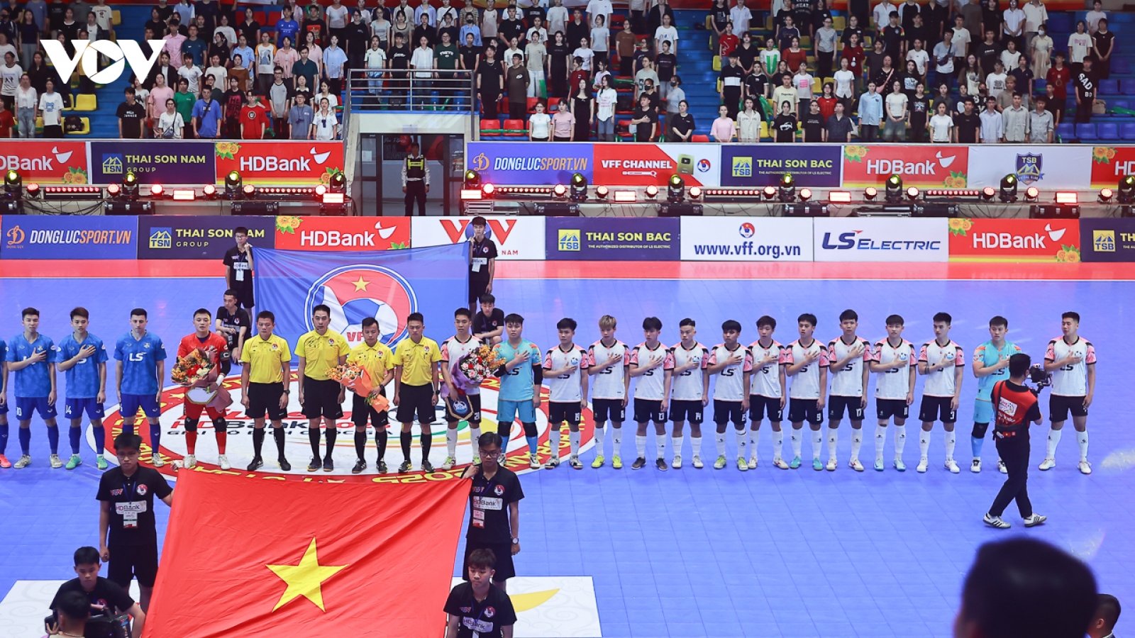 Chương trình chào mừng giải Futsal HDBank VĐQG 2025 gây ấn tượng