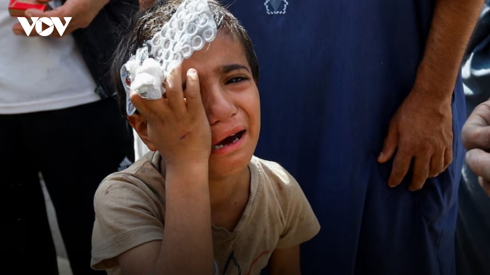 Trẻ em và người già đang chết đói ở Gaza
