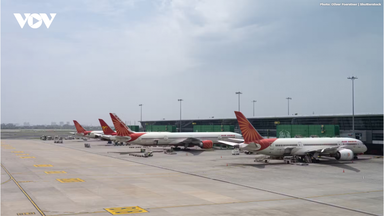 Hàng chục chuyến bay đến và đi tại sân bay quốc tế ở New Delhi, Ấn Độ bị hủy