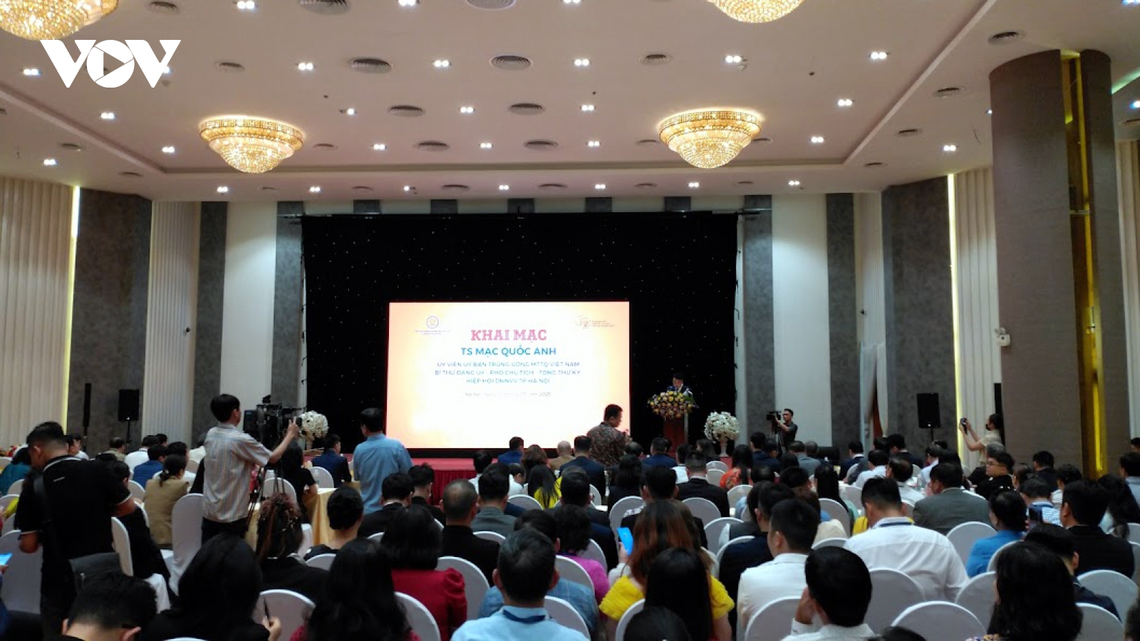 Trong kỷ nguyên vươn mình, Việt Nam cần tích cực cải thiện năng suất lao động