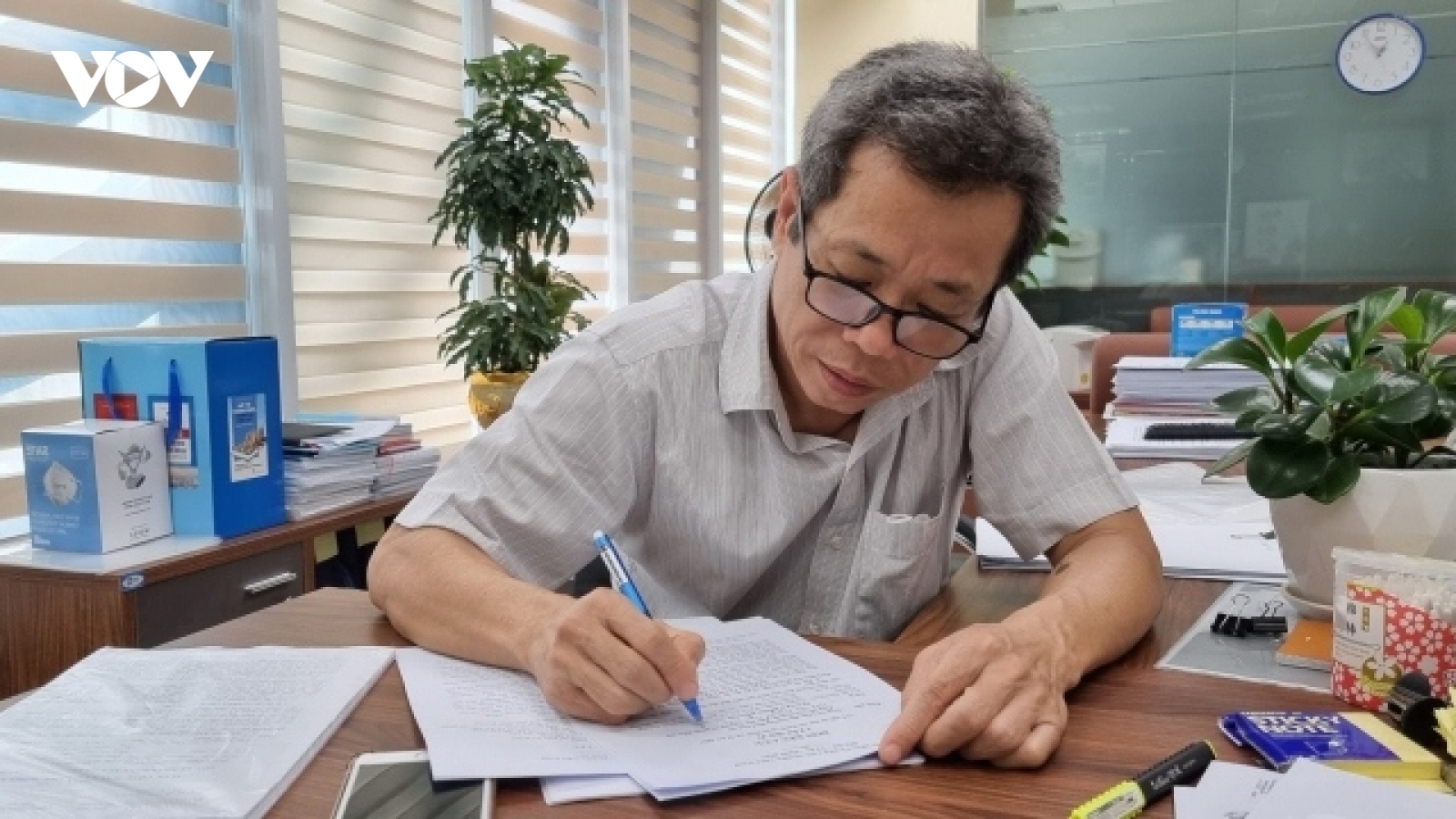 Đình chỉ điều tra cựu Bí thư Thị ủy Bến Cát sau 8 năm kêu oan