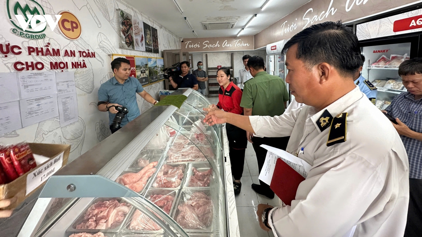 Sóc Trăng kiểm tra cơ sở bị tố bán thịt không đảm bảo chất lượng