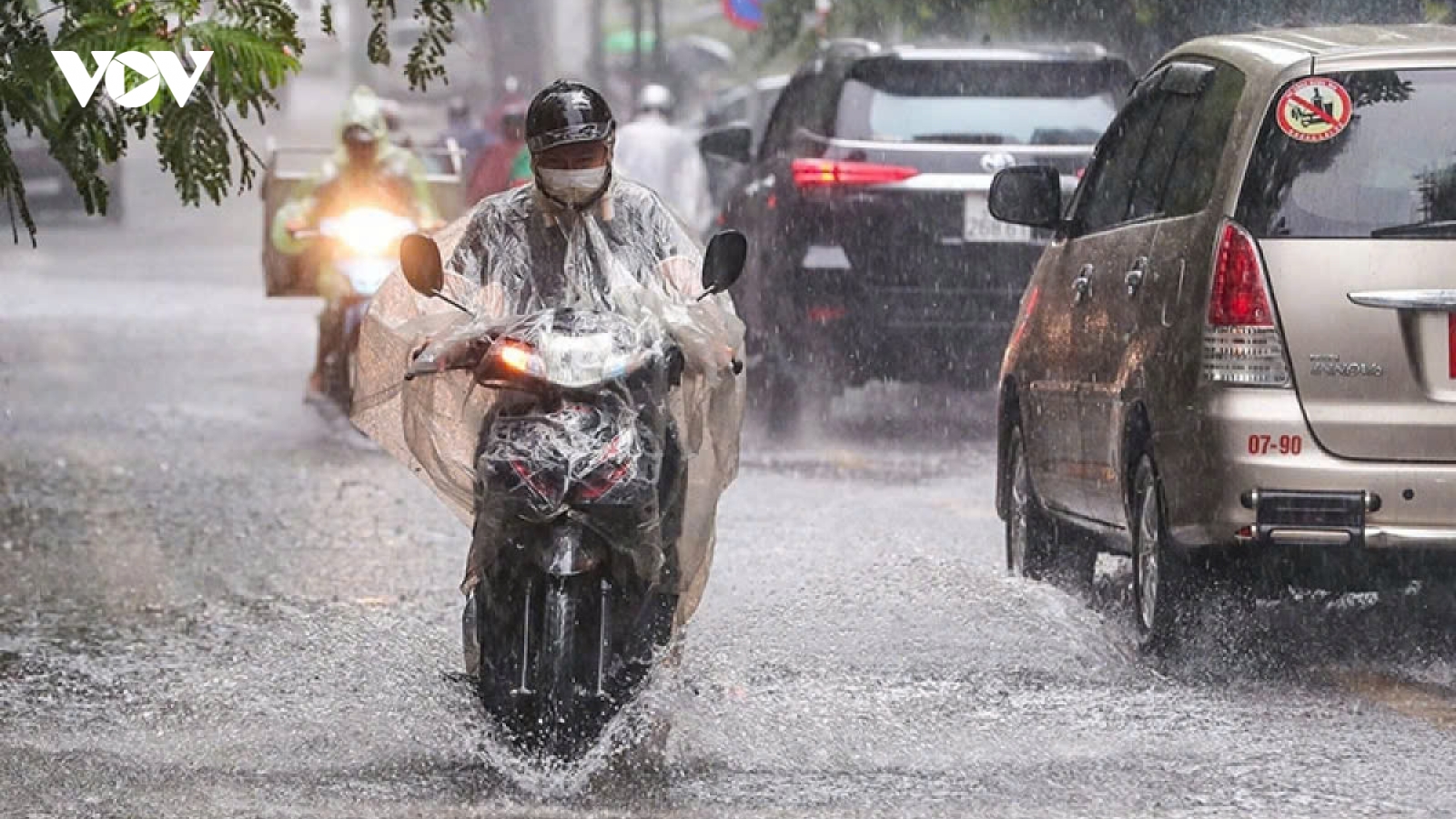 Thời tiết hôm nay 20/5: Nhiều khu vực trên cả nước có mưa rào và dông