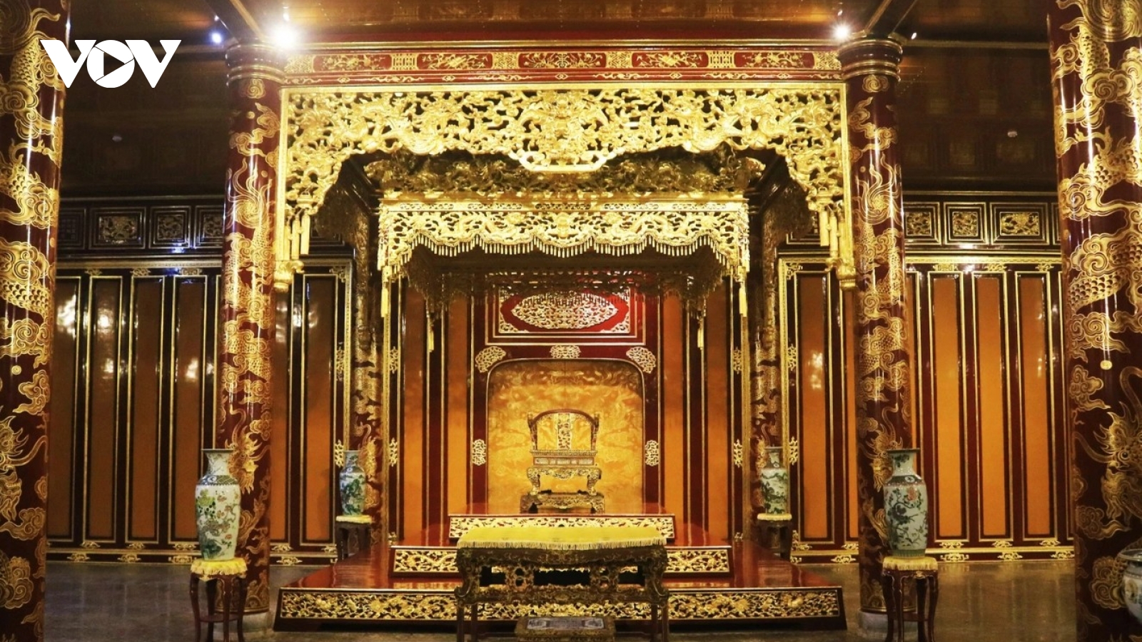 Phó Thủ tướng chỉ đạo xử lý vụ việc "Ngai vua triều Nguyễn" bị phá hoại
