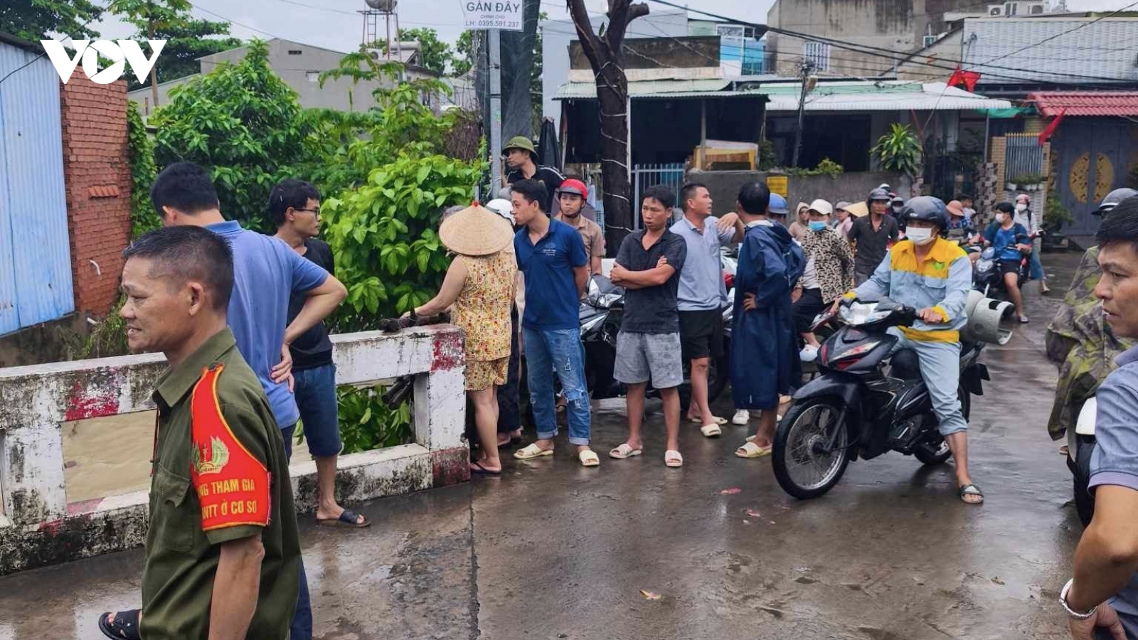 Tìm kiếm bé gái 10 tuổi ở Đồng Nai nghi bị nước cuốn trôi khi tắm mưa