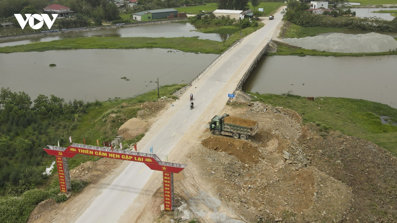 Bộ Xây dựng yêu cầu Hà Tĩnh loại nhà thầu thi công QL8C không đảm bảo