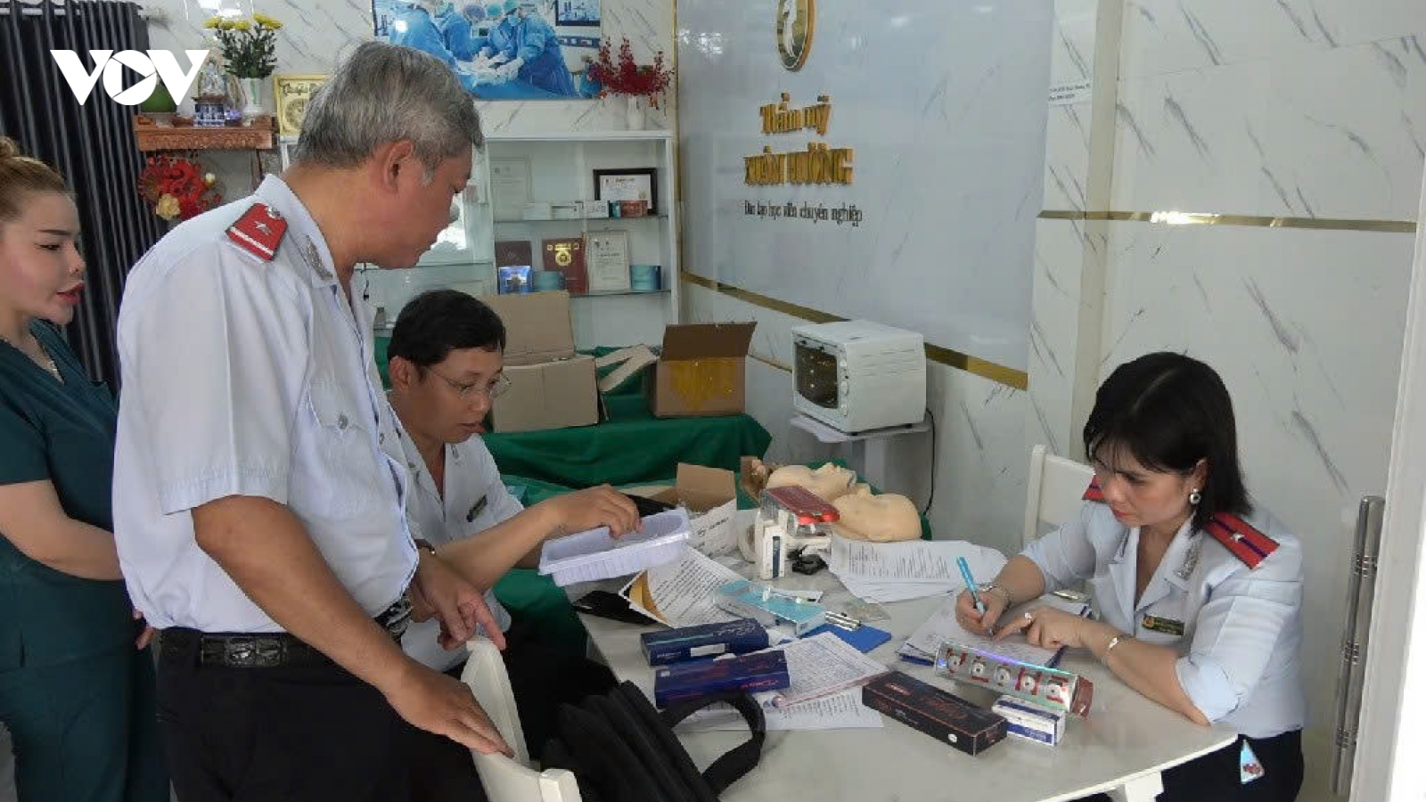 Dừng hoạt động cơ sở thẩm mỹ Xuân Hương (Tiền Giang) vì tồn tại nhiều vi phạm