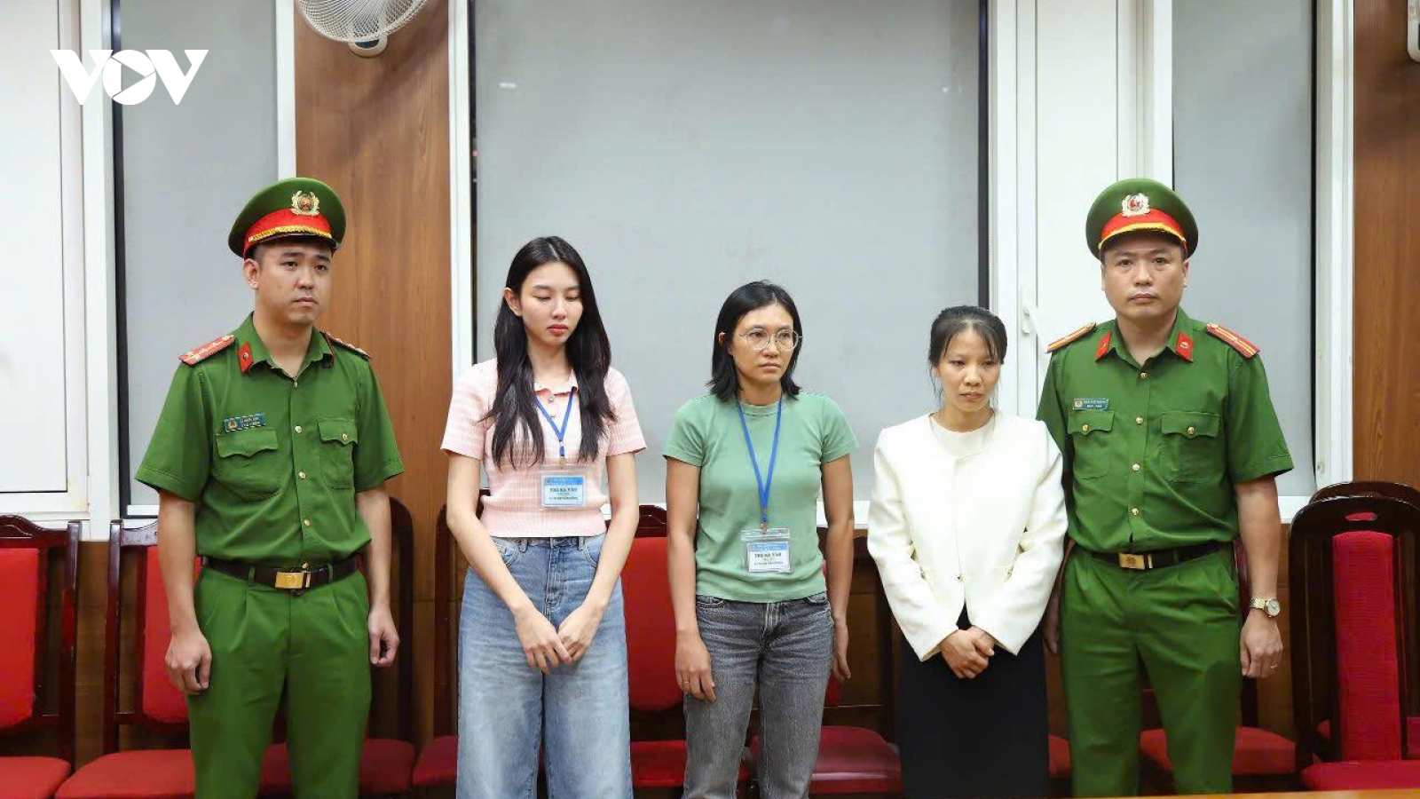 Danh tính 4 người bị khởi tố cùng Nguyễn Thúc Thuỳ Tiên trong vụ án Kẹo rau củ Kera