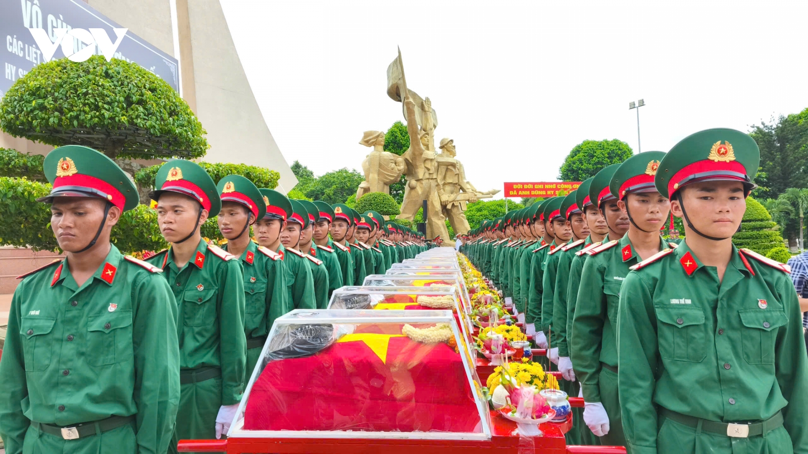 Lễ truy điệu và an táng 23 hài cốt liệt sĩ Việt Nam hy sinh tại Campuchia