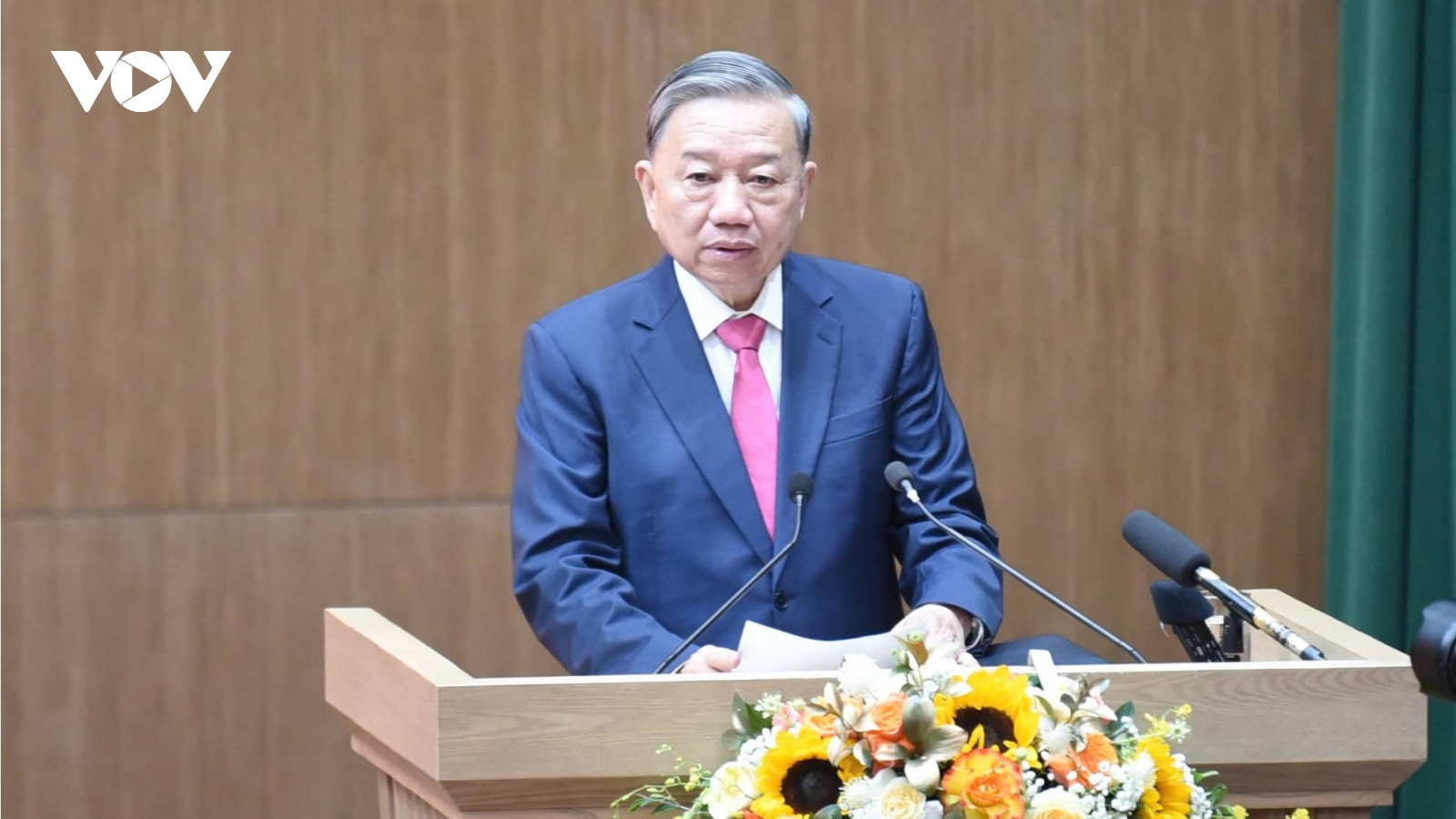 Tổng Bí thư Tô Lâm yêu cầu lực lượng công an đi đầu trong học tập và làm theo Bác