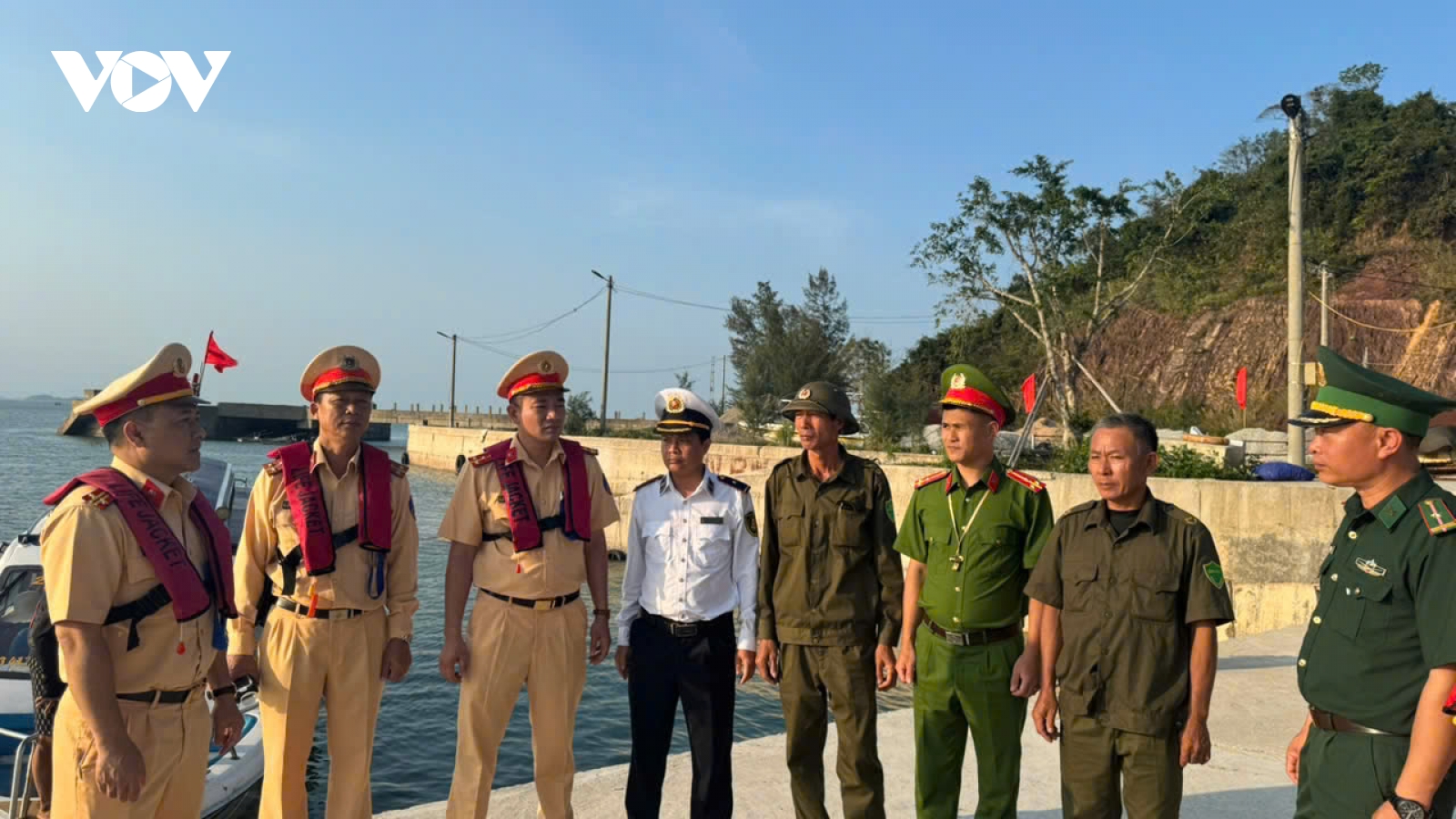 Quảng Ninh xử lý, phạt hơn 2,2 tỷ đồng vi phạm trật tự ATGT trong kỳ nghỉ lễ