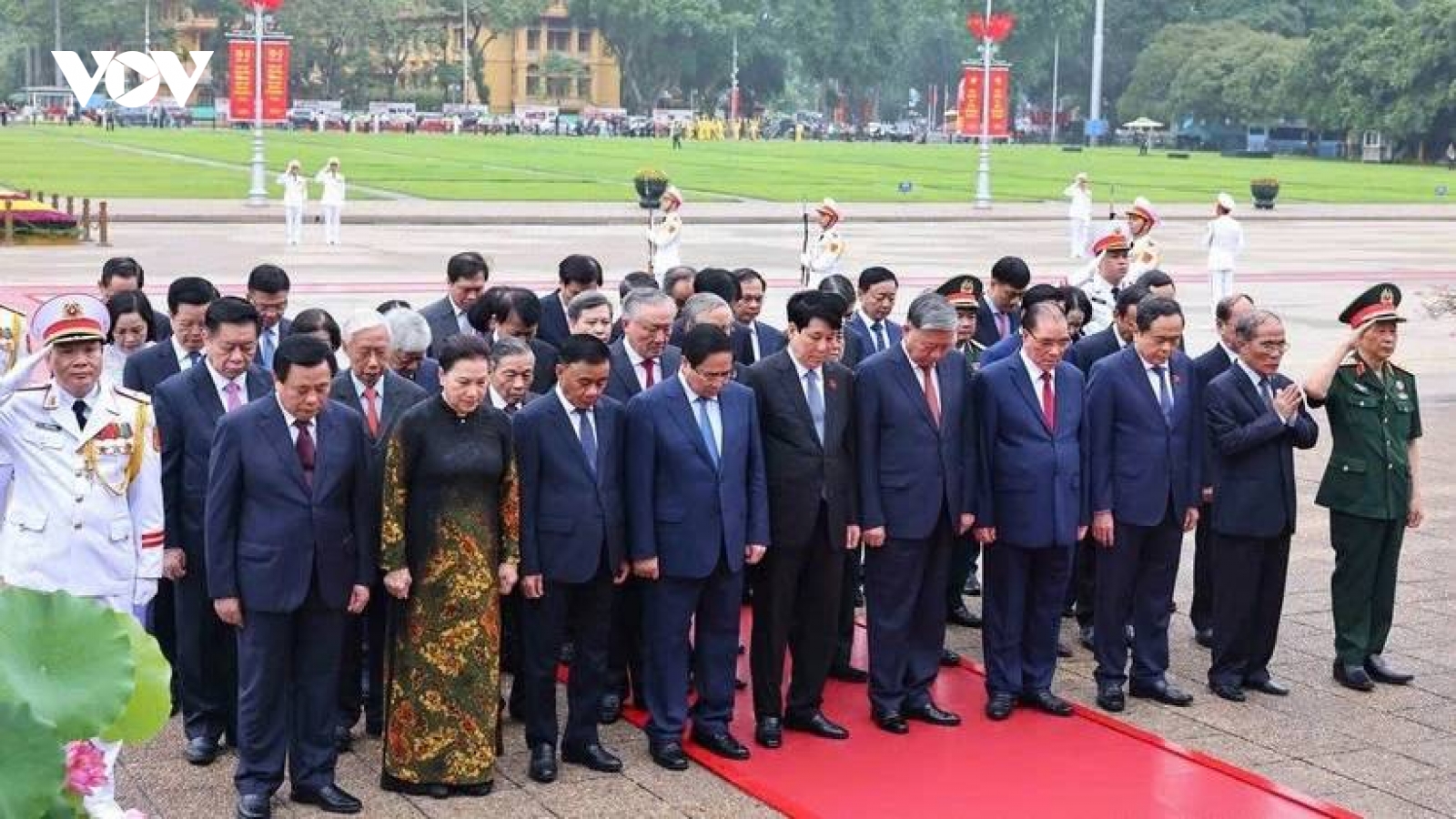 Lãnh đạo Đảng, Nhà nước vào Lăng viếng Chủ tịch Hồ Chí Minh