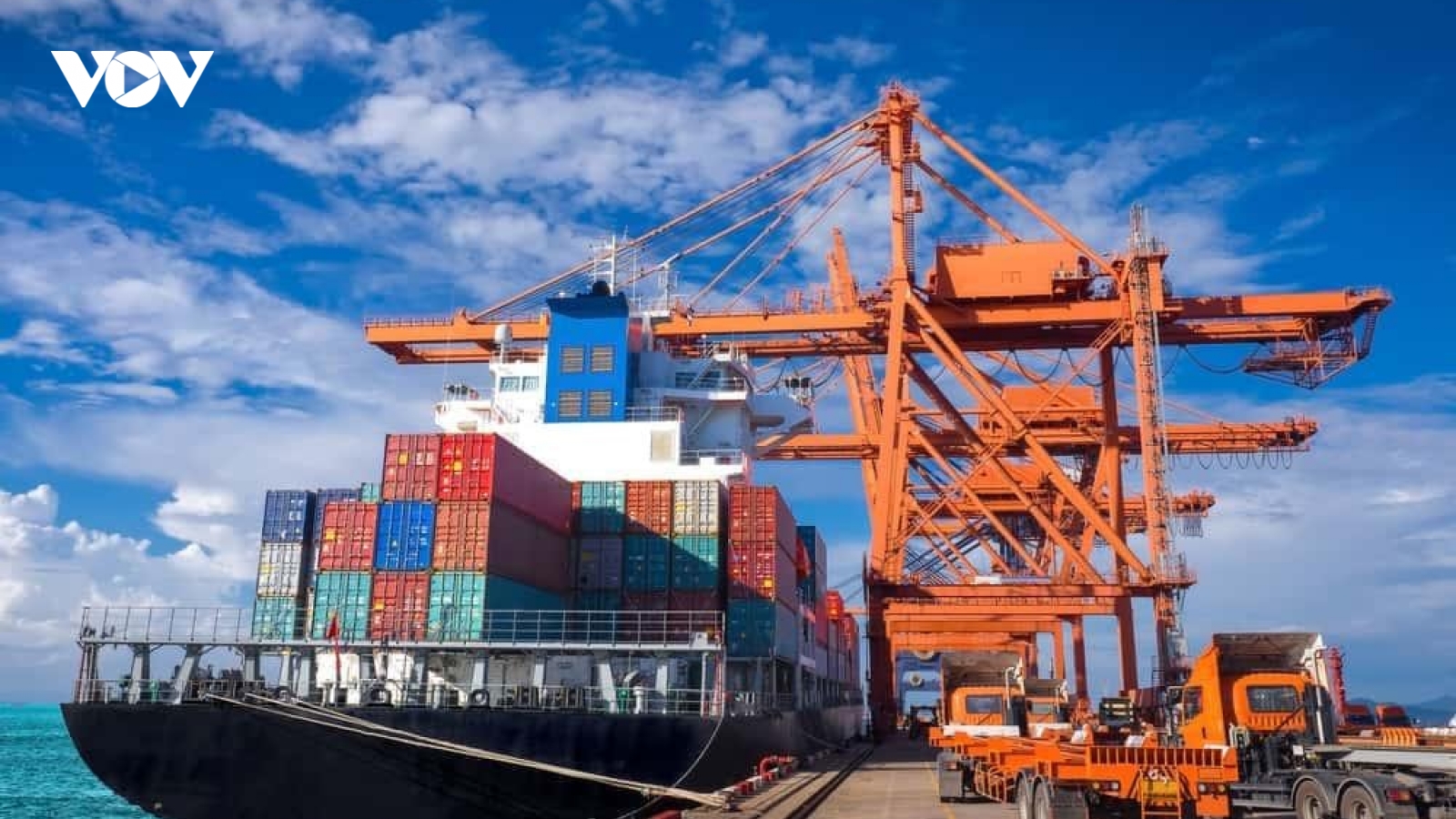 Việt Nam xuất siêu 3,79 tỷ USD trong 4 tháng đầu năm