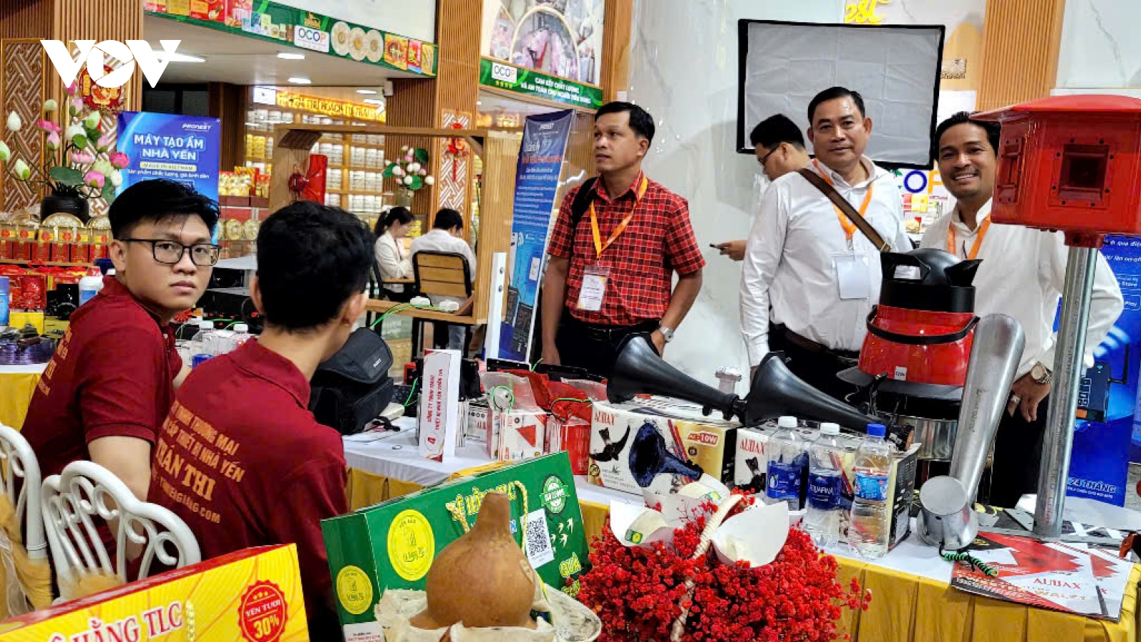 Vinh danh doanh nghiệp, cá nhân tiêu biểu ngành yến sào Việt Nam