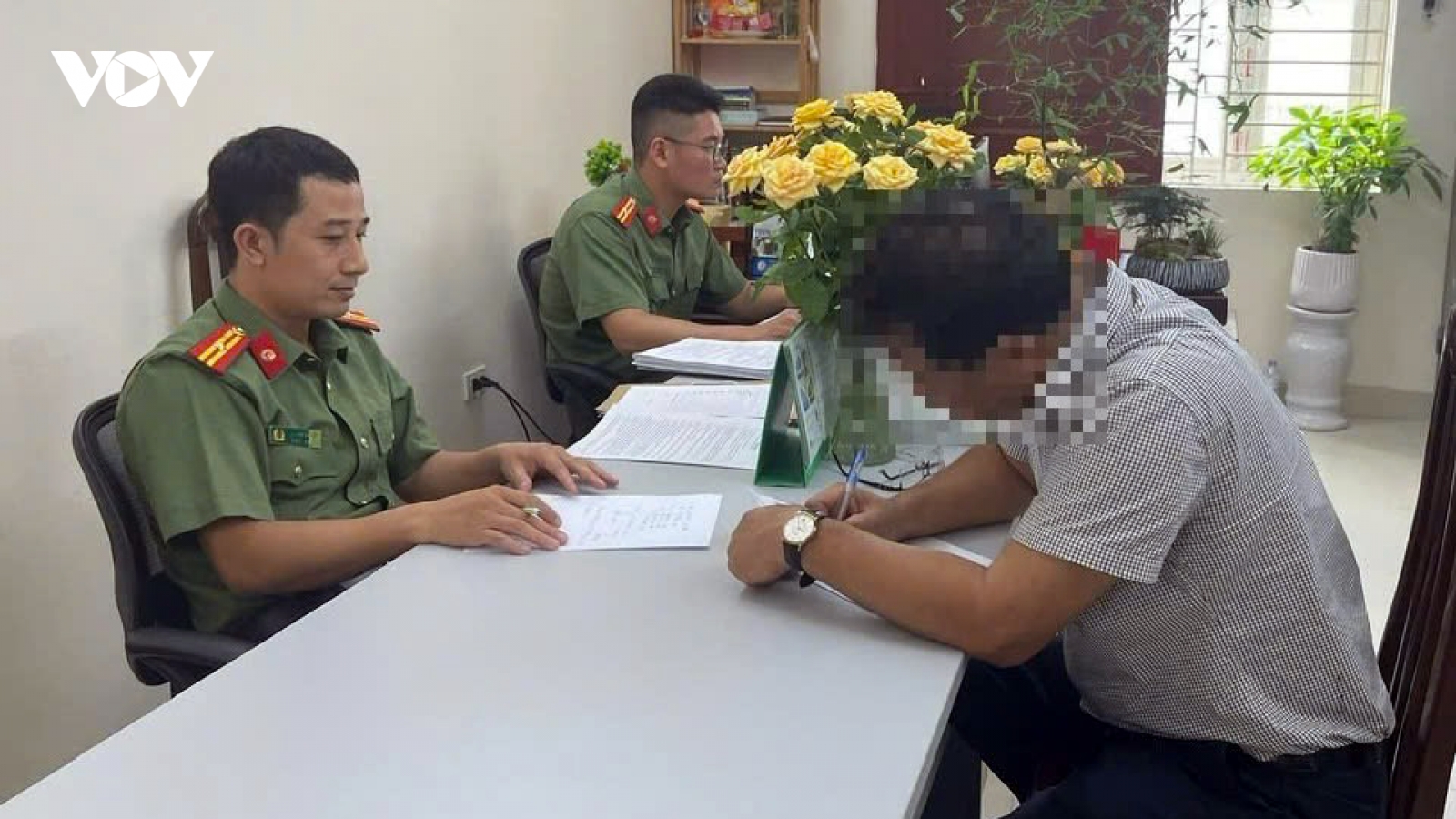 Xử lý trường hợp đăng tải thông tin sai sự thật về việc cải tạo Vườn hoa Diên Hồng