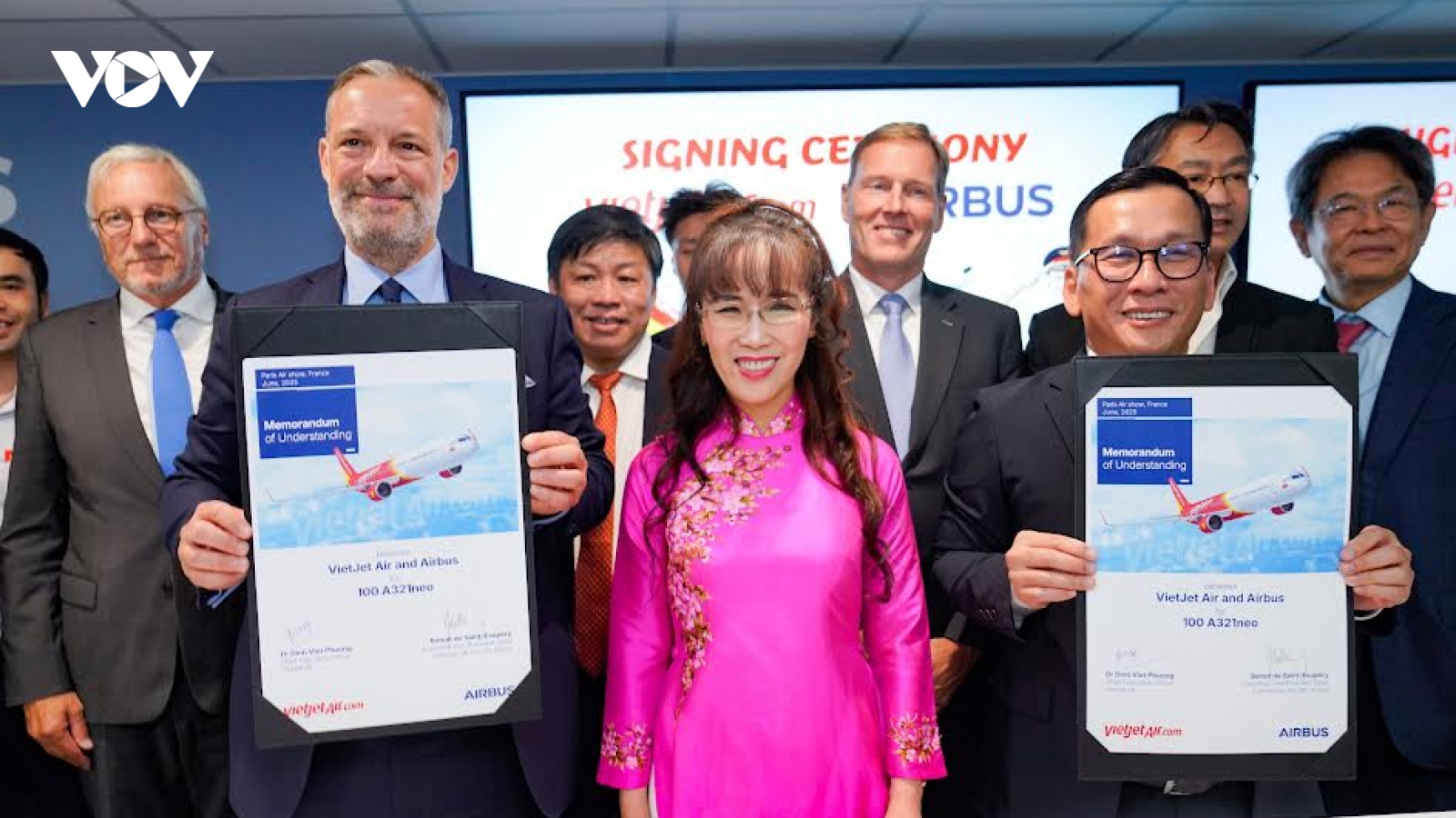 Vietjet đặt hàng mới 100 máy bay A320/ A321neo