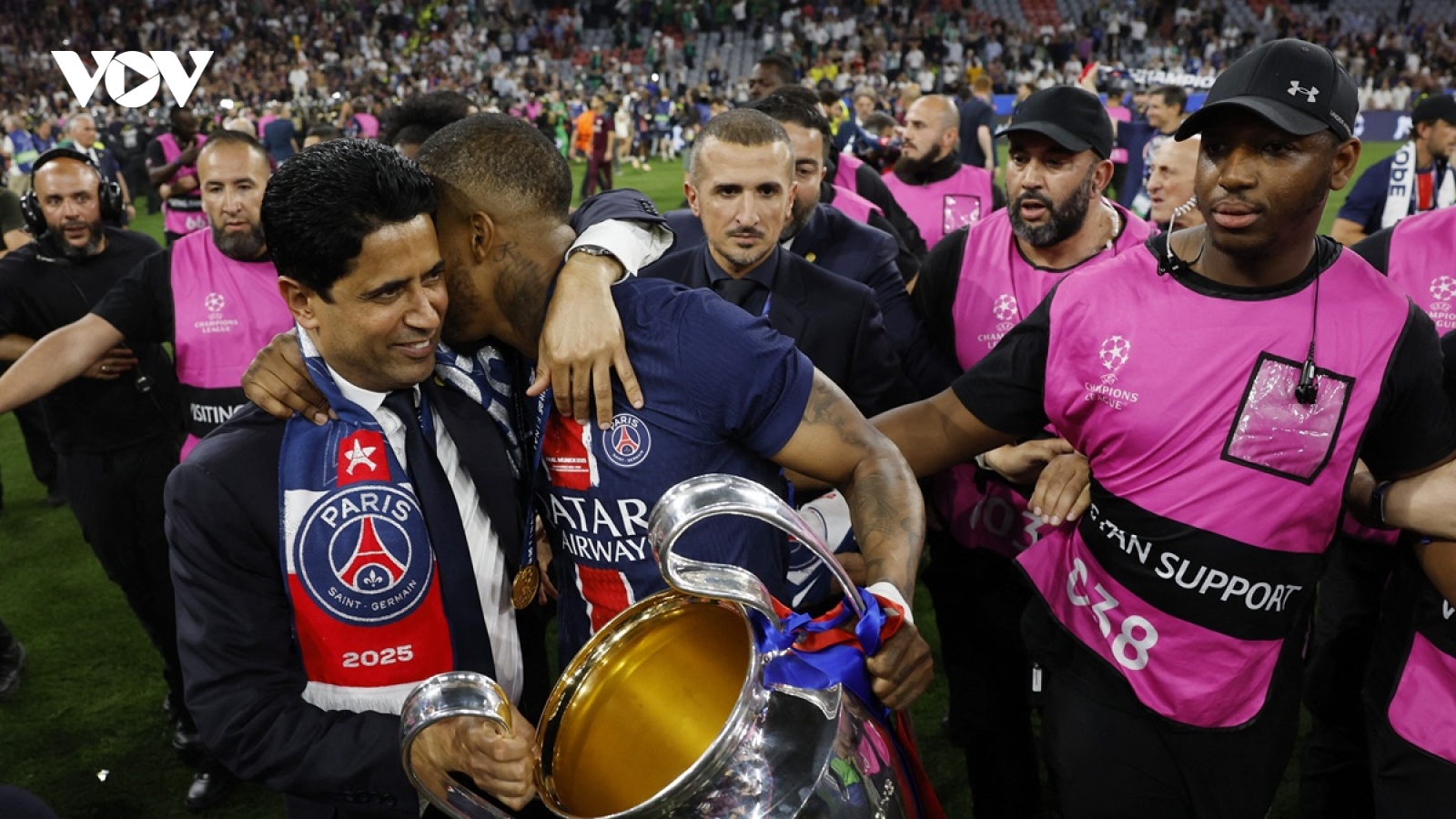 PSG vô địch Cúp C1 châu Âu 2024/2025: Khi "gã nhà giàu" đi mãi cũng thành đường
