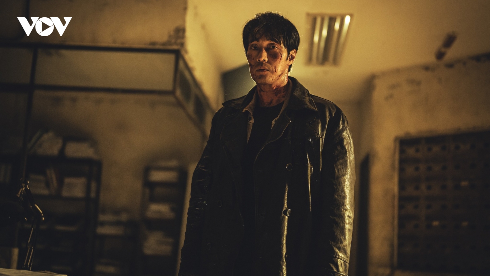 So Ji-sub trở lại màn ảnh trong thể loại noir với "Mercy for None" trên Netflix