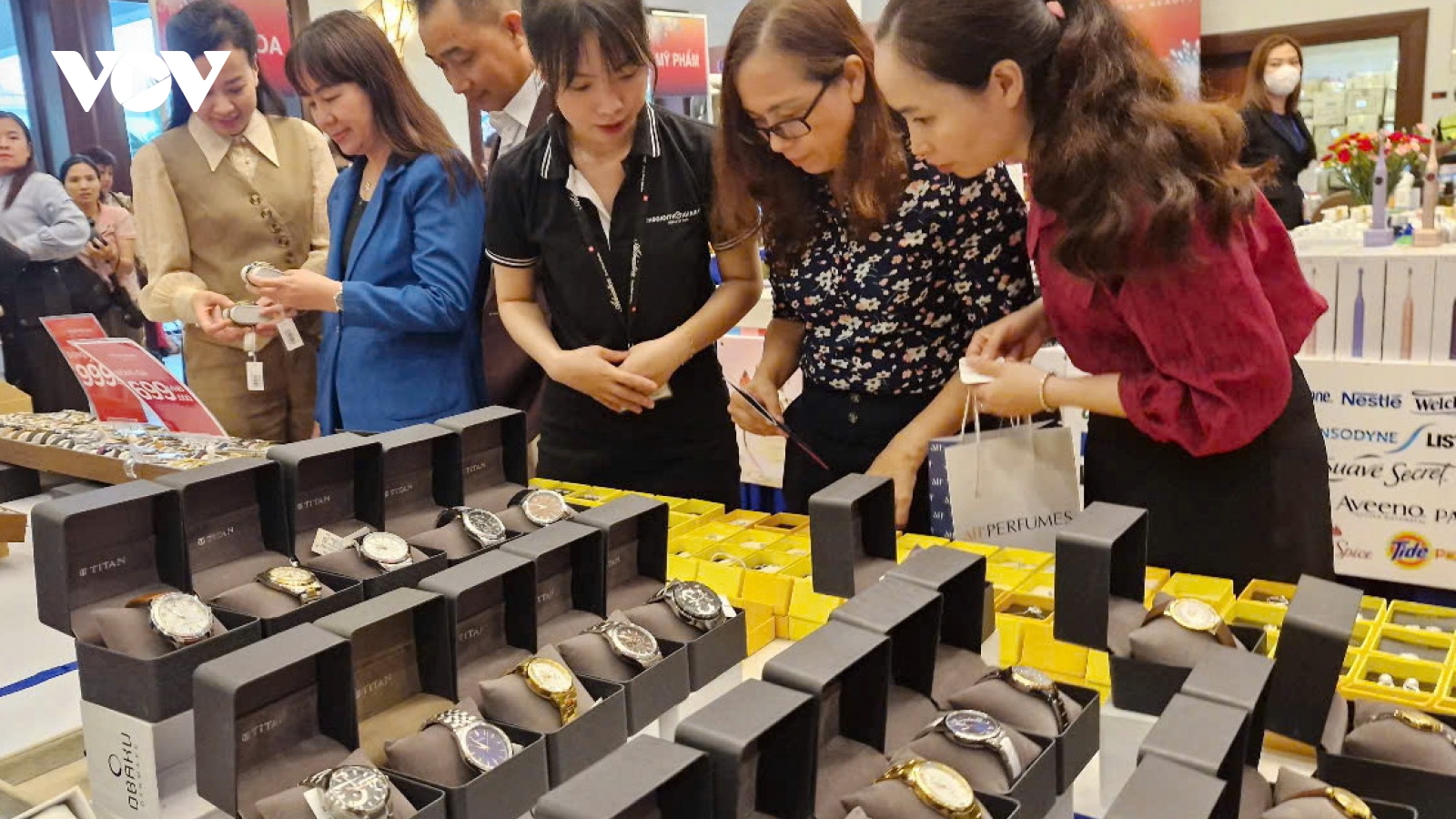 300 thương hiệu nổi tiếng tham gia Ngày hội Khuyến mại hàng hiệu - Mega Sale