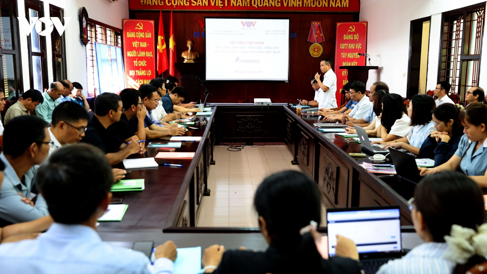 Nâng cao kỹ năng sản xuất podcast trên các nền tảng số