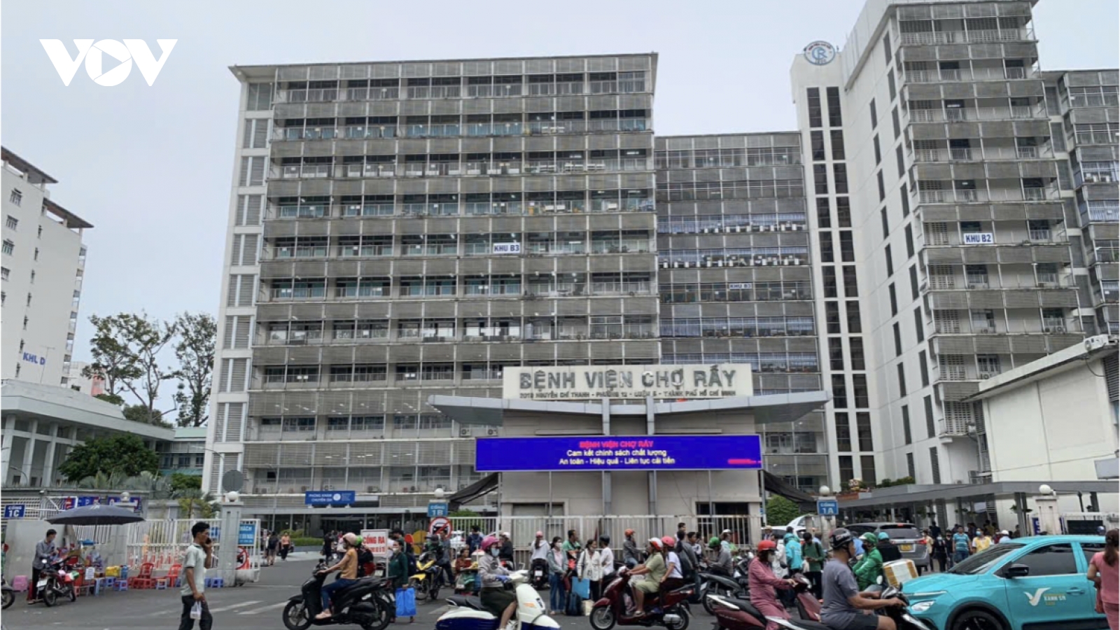Suy thận ngày càng trẻ hóa: Cái giá của sự chủ quan