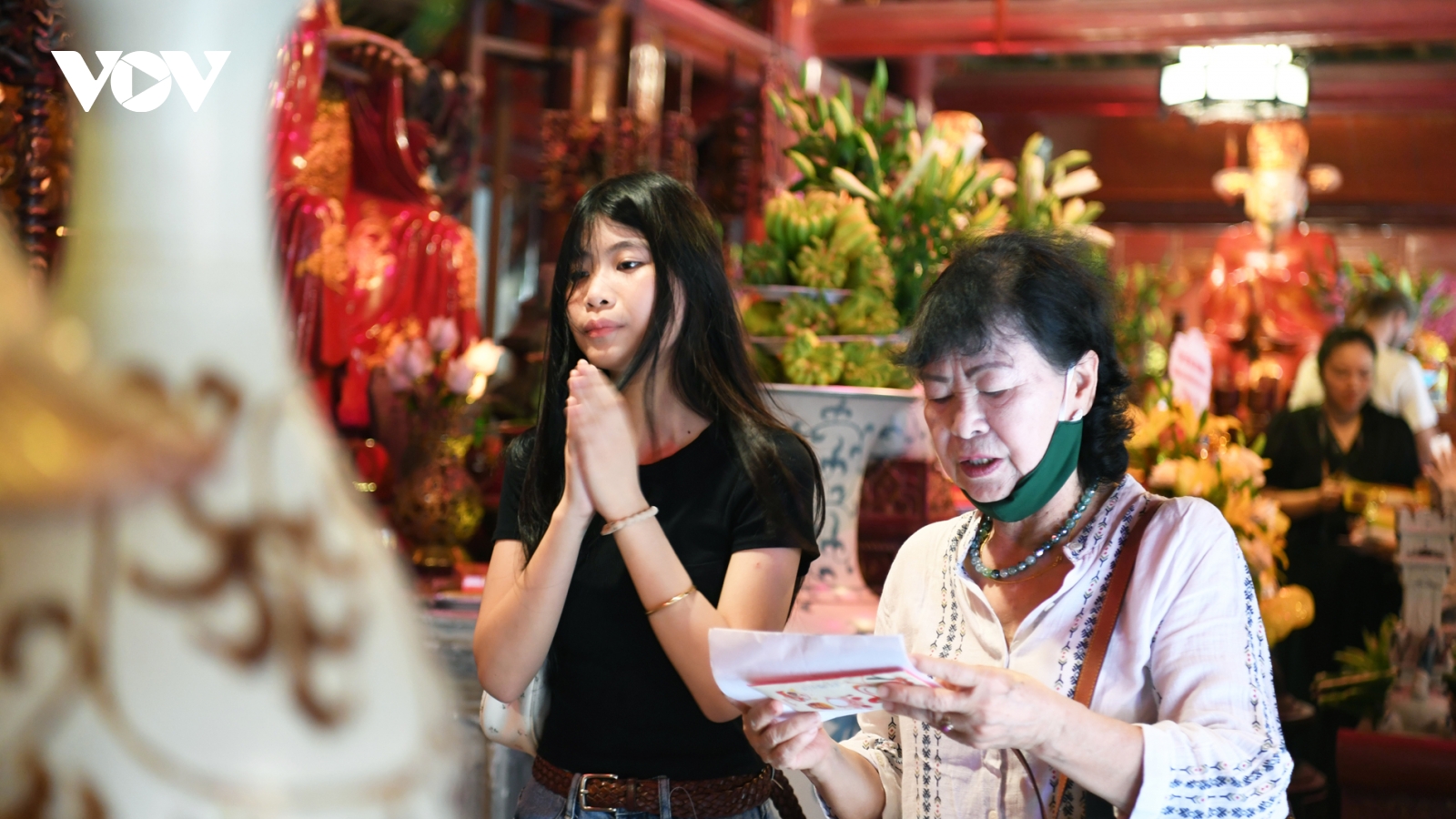 Văn Miếu - Quốc Tử Giám “mùa” tấp nập sĩ tử