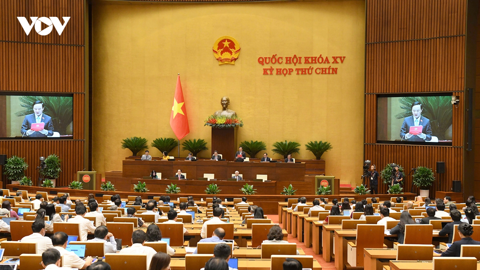 Quốc hội tiếp tục thảo luận về sửa đổi, bổ sung Hiến pháp năm 2013
