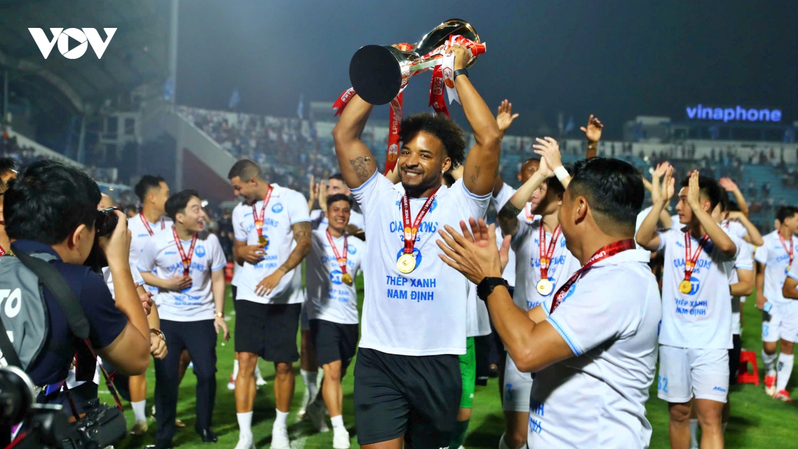 CLB Nam Định vô địch V-League 2024/2025, Xuân Son nhắn nhủ tới người hâm mộ