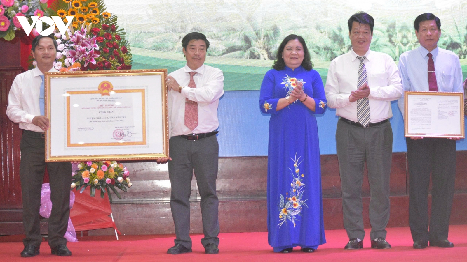 Thêm 5 huyện ở Bến Tre đạt chuẩn nông thôn mới, nông thôn mới nâng cao