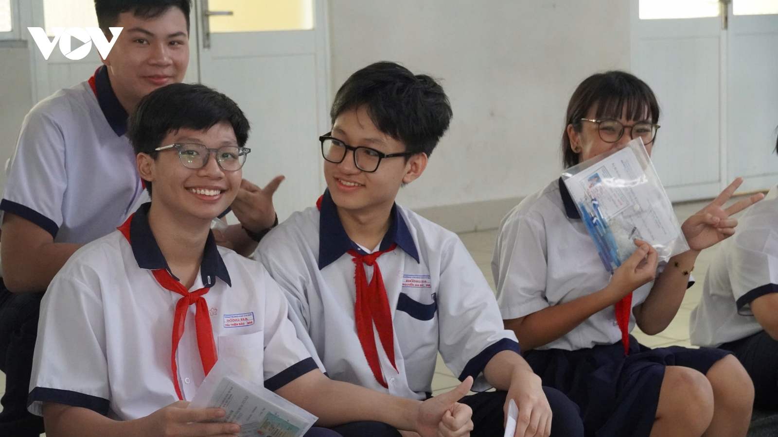 Thí sinh tại TP.HCM bắt đầu bước vào kỳ thi lớp 10