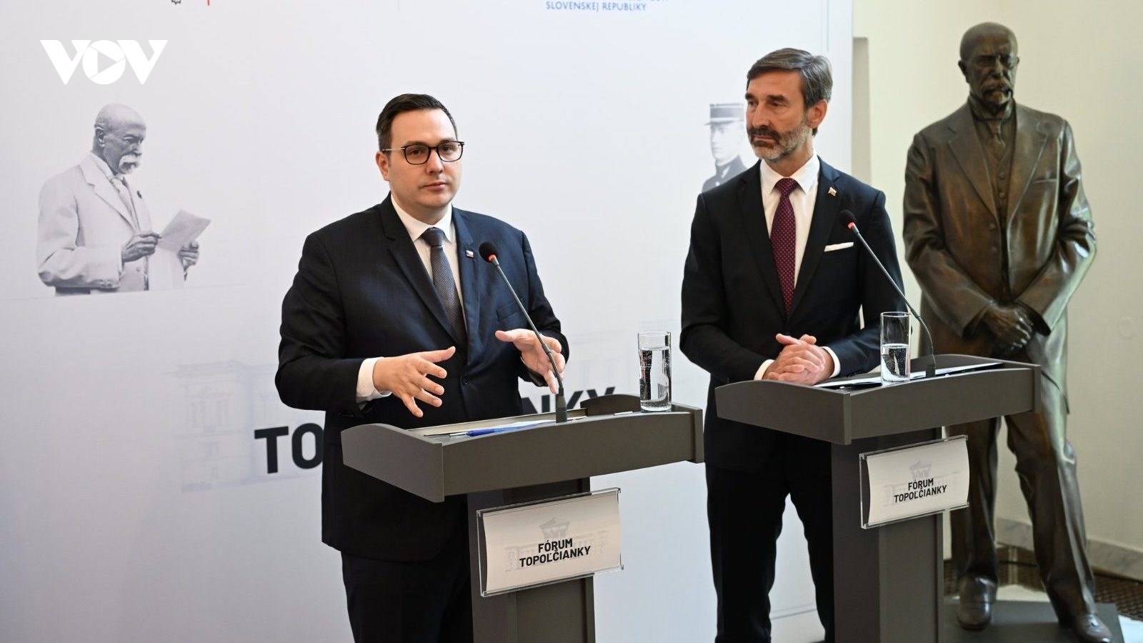 Séc và Slovakia cam kết đối thoại bất chấp rạn nứt về quan điểm với Ukraine